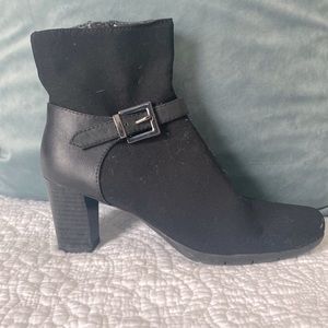 AEROSOLES HARMONICA BLACK BOOTS